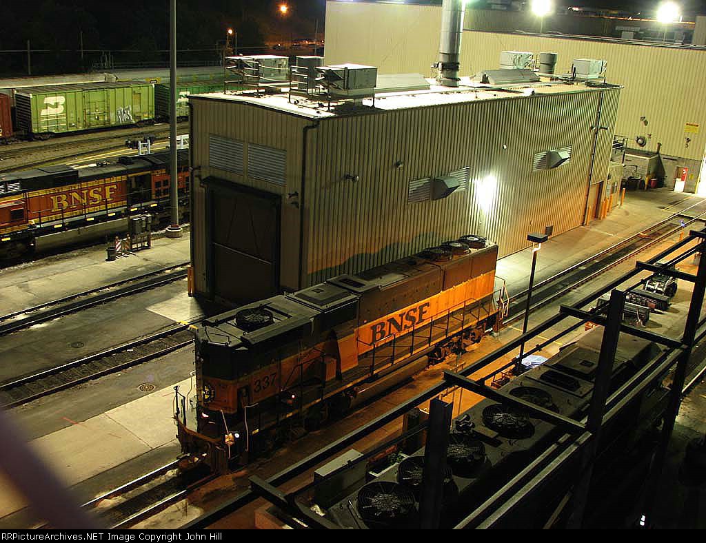 070717012 BNSF Northtown Yard diesel shop near CTC 44th