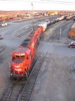 07040829 CP delivers to UP Hoffman (Belt) Yard