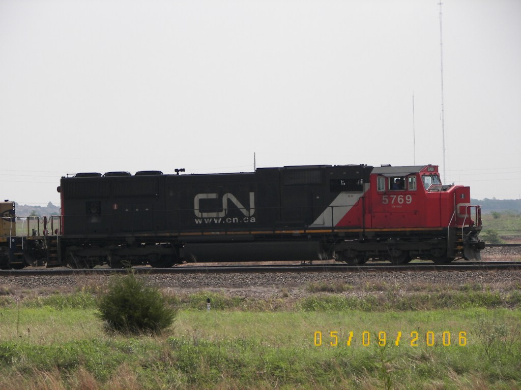 CN SD75I 5769