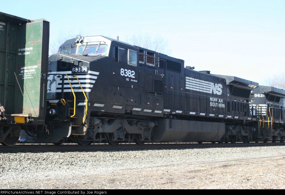 NS 8382