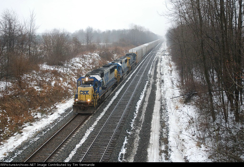 CSX 8704