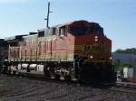 BNSF 4984 Approaches a Crossing