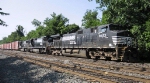 NS 9333 & Company pulling in for a crew change