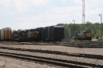 CSX 2209 & 6452 rest as 5499 sits nearby, after leading Q322 from Toledo, at the north end of McGrew Yard