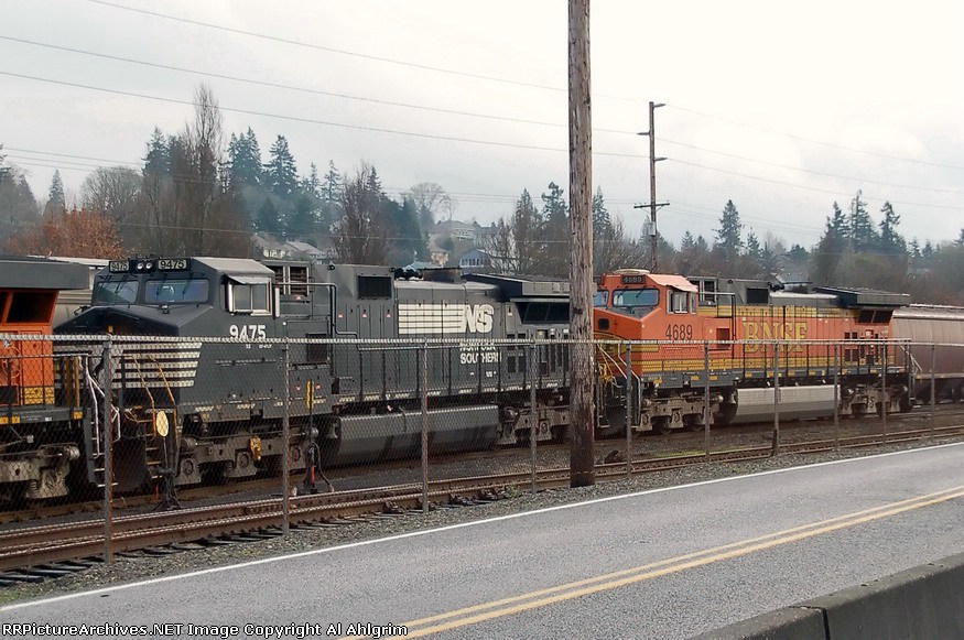 NS 9475 & BNSF 4689