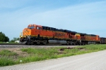 BNSF 6118 and 5608