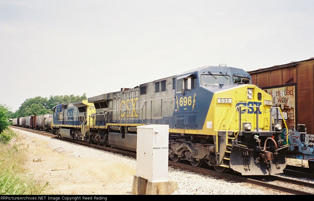 CSX 696