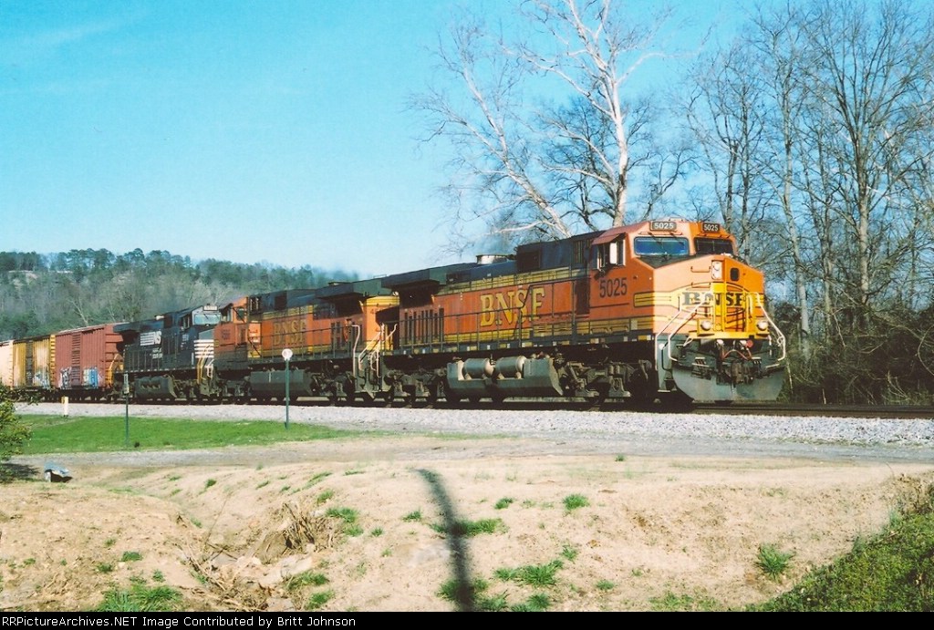 BNSF 5025