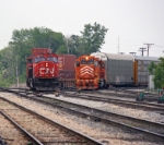 CN 5632 & EJE 672