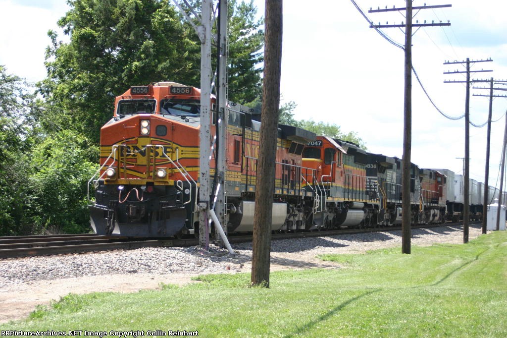 BNSF 4556