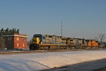 CSX 7577 on CSX Q371-15