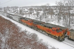 BNSF 684 on CSX Q380-26