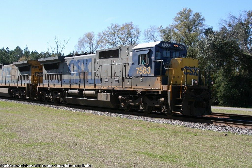 CSX 7563