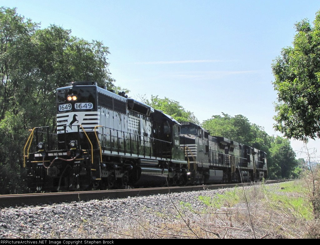 All lashed up, the Thoroughbreds on the 44T will move about a quarter mile south and tie down