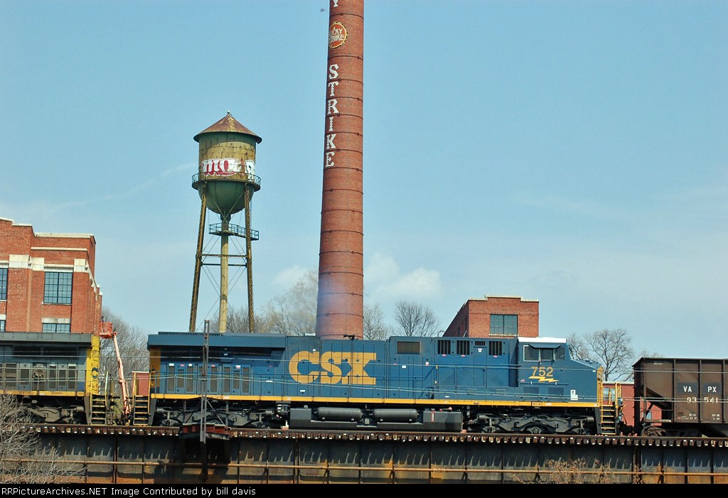 CSX 752