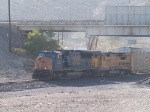 CSX 4727 leads a WB autorack at 8:40am 