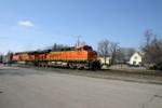 BNSF 5913 east with FEPX loads