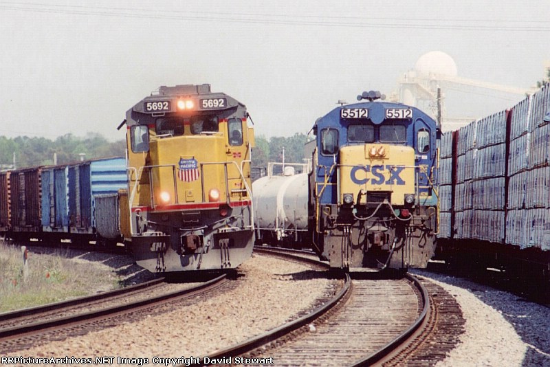 Q615/UP 5692-A741/CSX 5512