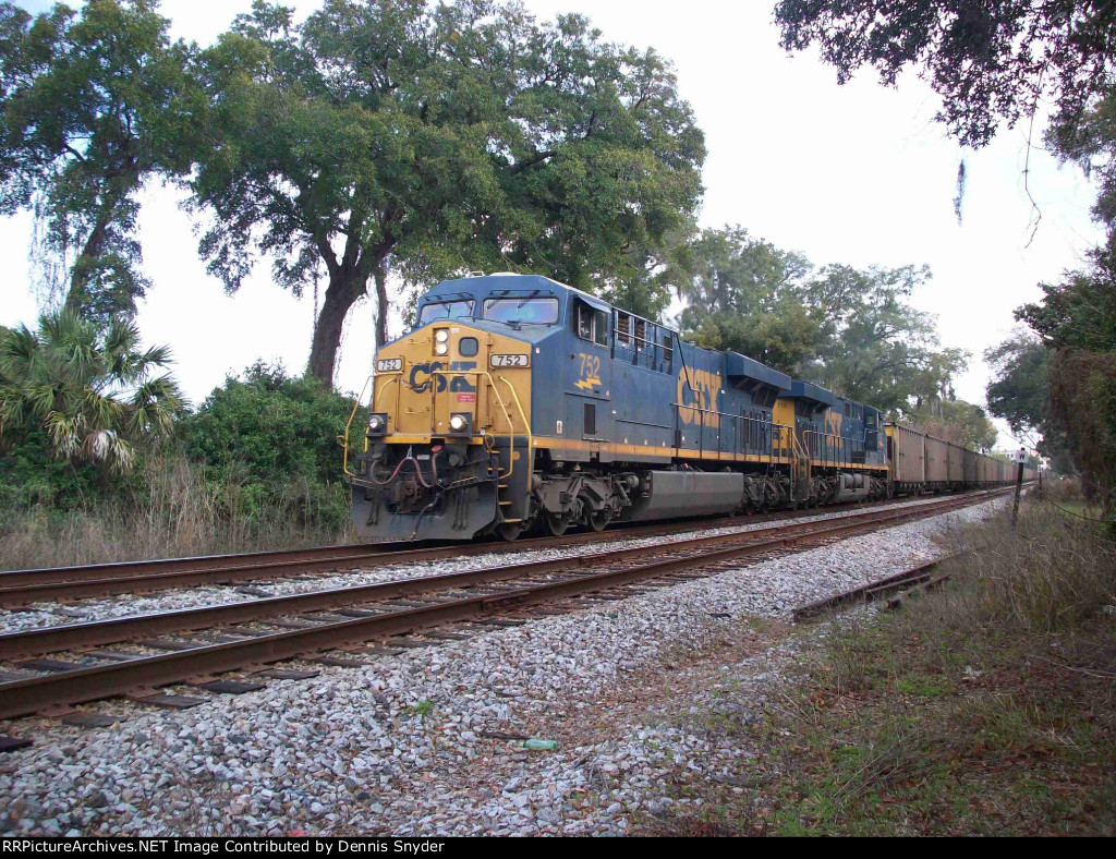 V162-26 Northbound in Winter Park