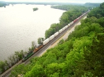 SD40-2 Pair pulling Stacks