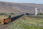 BNSF U-LAURBE0-13T - Loaded Coke train