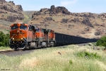 BNSF U-LAURBE0-13T - Loaded Coke train