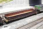 Flatcar-turned-gondola