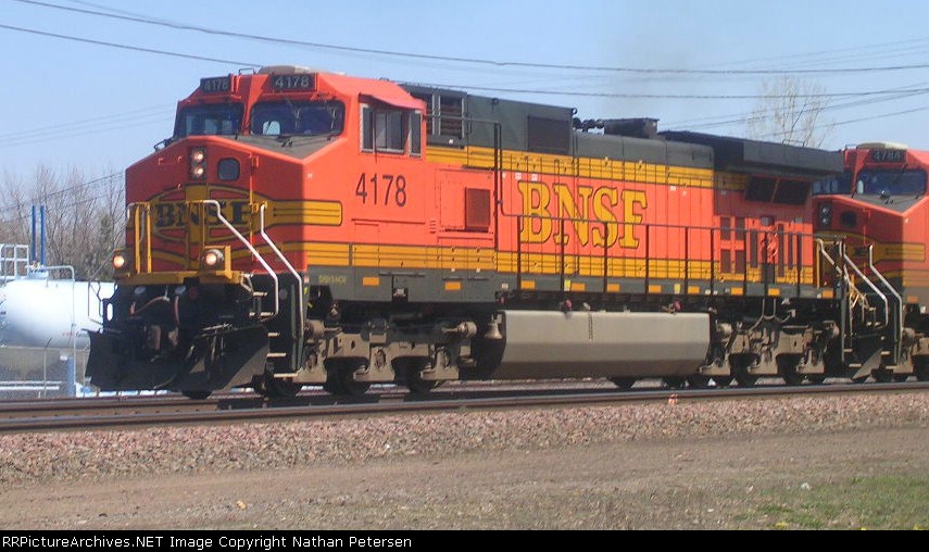 BNSF 4178