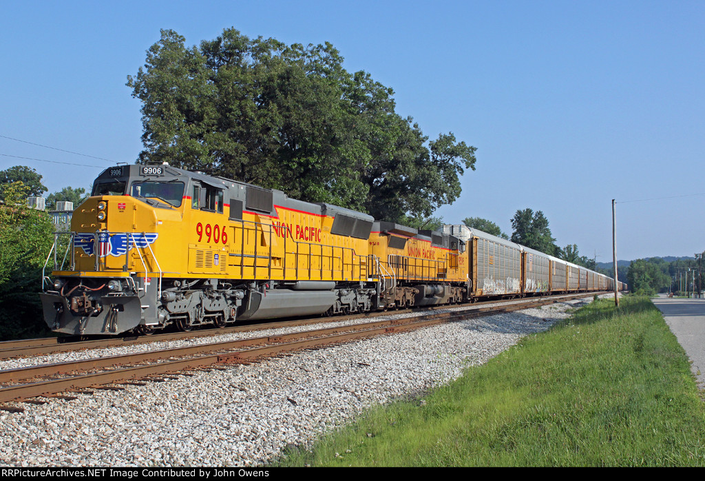 UP 9906/CSXT Q284