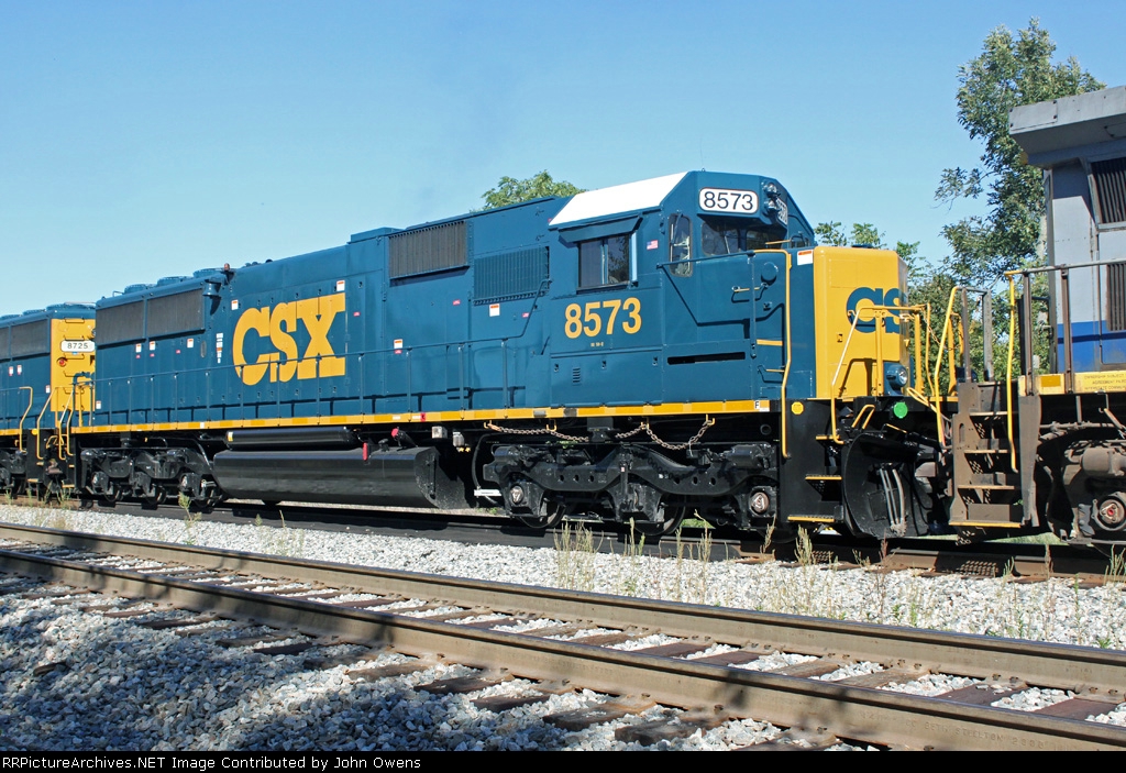 CSX 8573/CSXT Q574