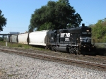 NS 3032 leads B47 up the Hughart Runner and enters CSX track as Z738