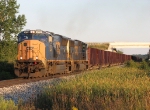 CSX 4772 & 4522 roll west with W080-08