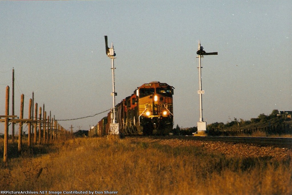 BNSF 4478