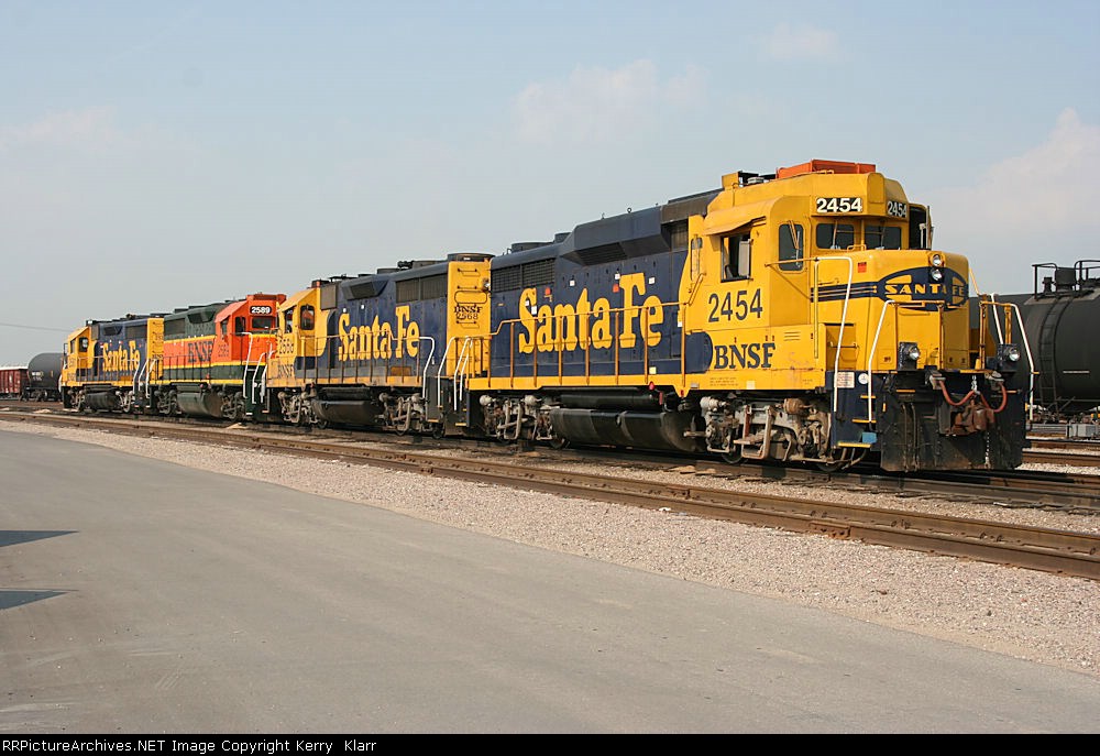 BNSF 2454 at Murray Yard