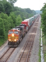 BNSF 5326 & 799 work hard westward