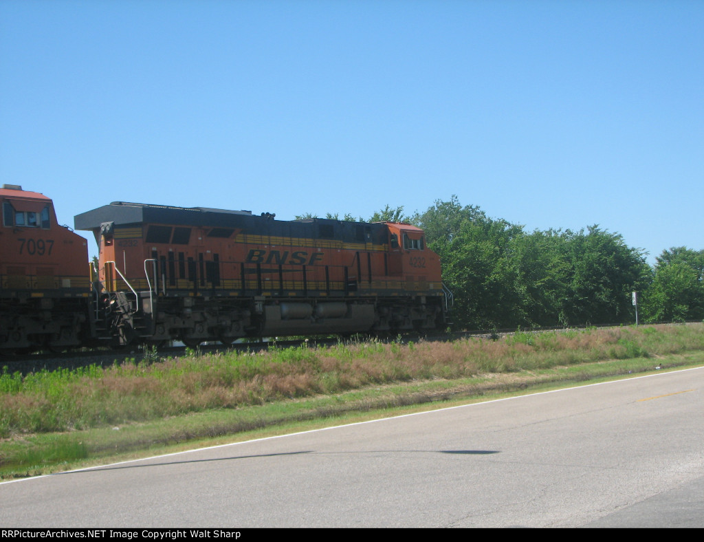 BNSF 4232