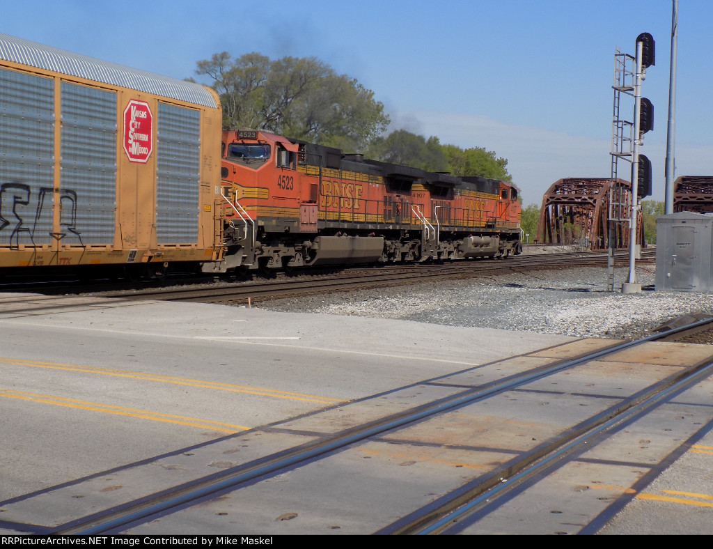 BNSF 4107