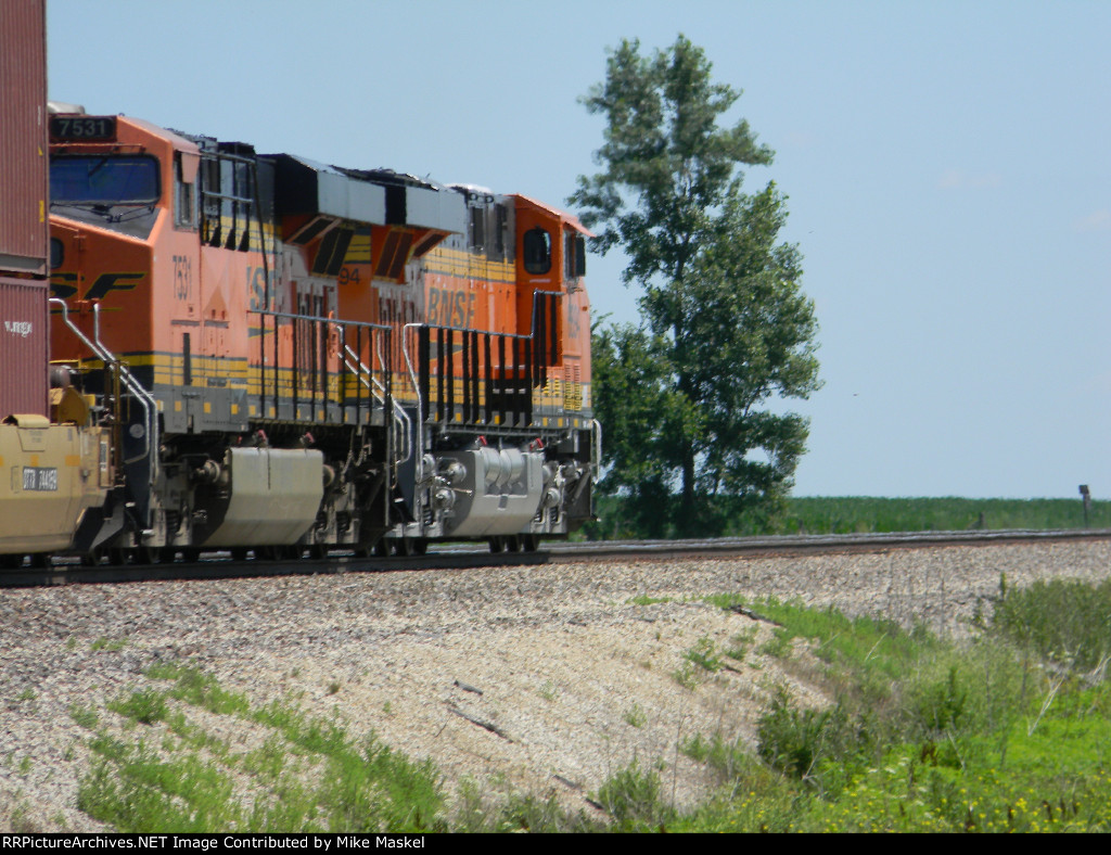 BNSF 6894