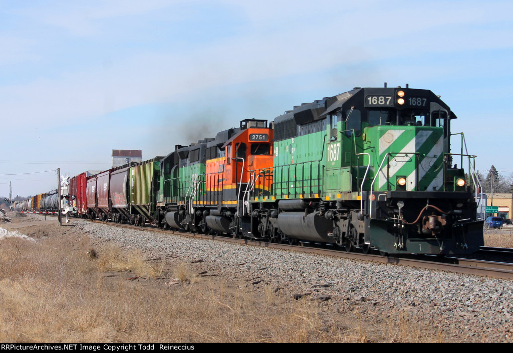 BNSF 1687