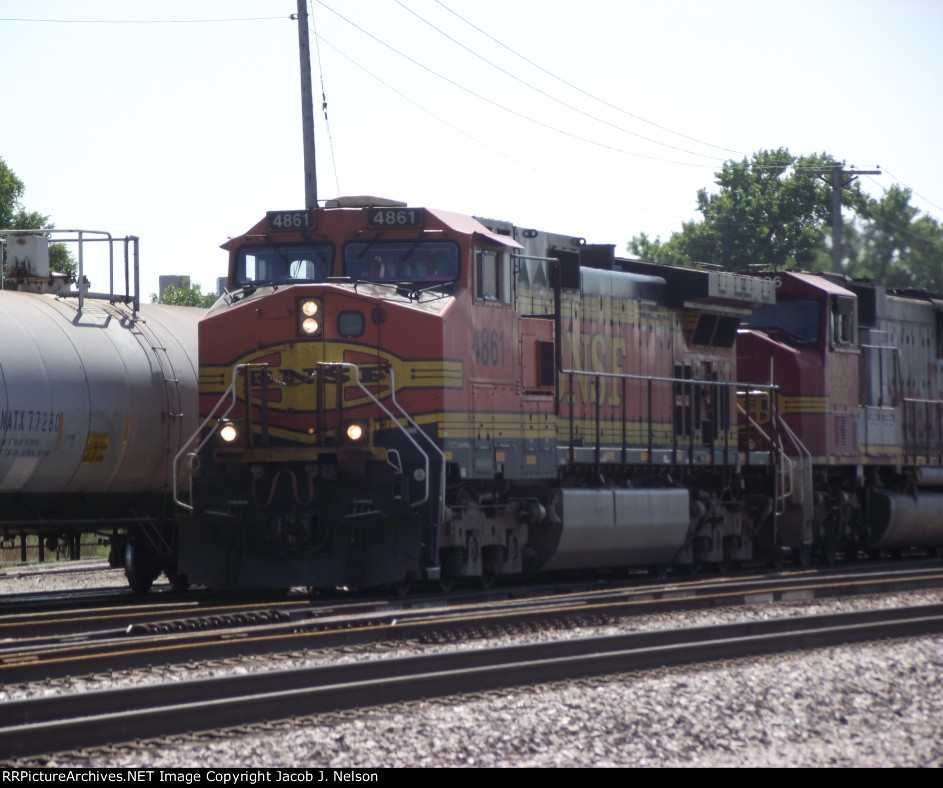 BNSF 4861