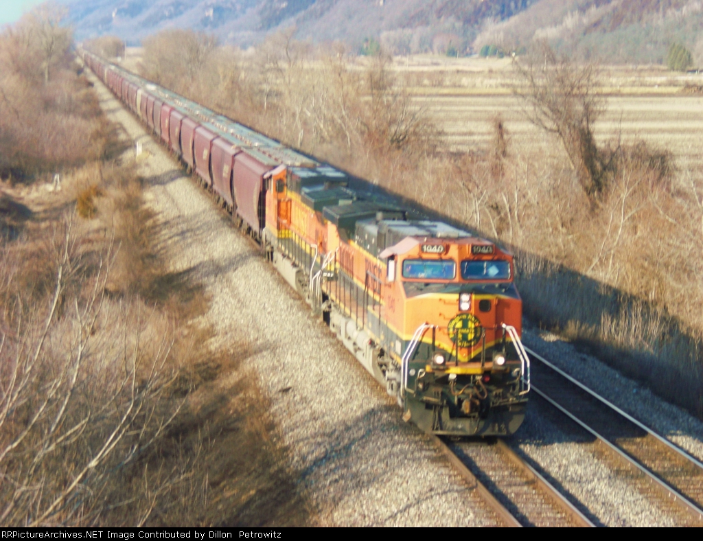 BNSF 1040