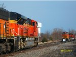 BNSF 9318 & BNSF 8922 meet BNSF 5078