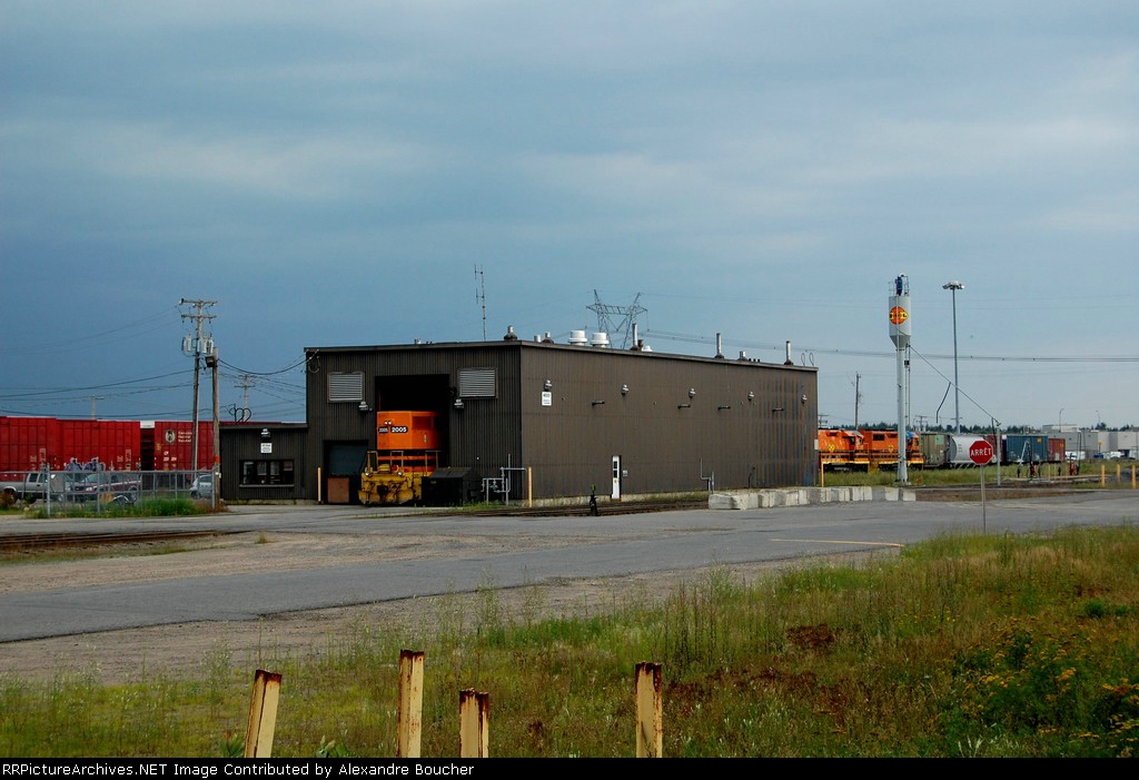 QGRY Henry-IV engin shop and yard