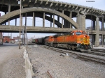 BNSF 5512 on a grainer