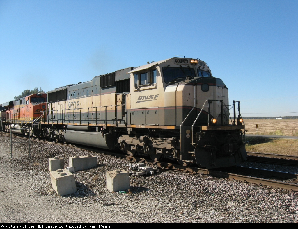 BNSF 9706