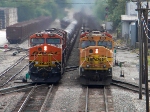 BNSF 7877 Passes the Rare DPU