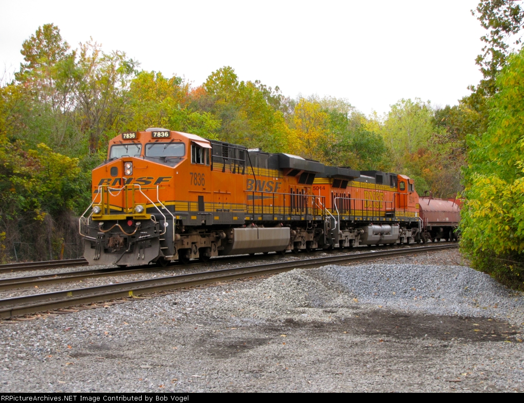 BNSF 7836 and 5014