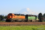 BNSF RC unit No. 7955 and a regular sister unit with Mt.Rainier serving as a backdrop 