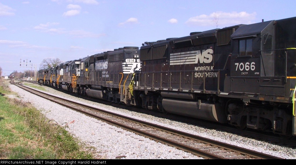 NS 1614 is one of many units on train 134 heading to Linwood yard