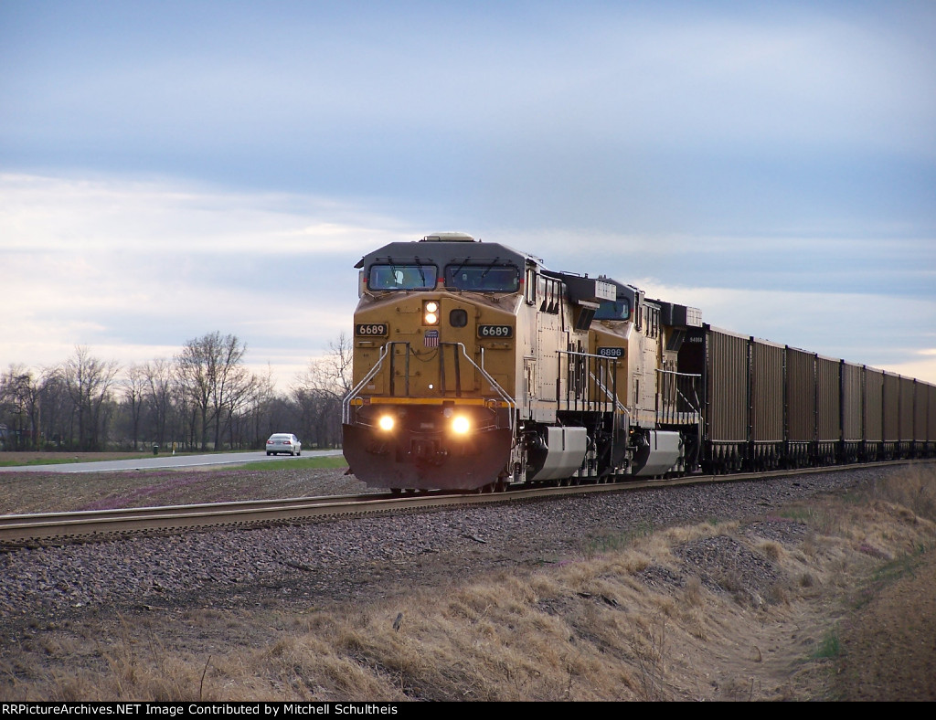 UP #6689 Leading An EB Coal